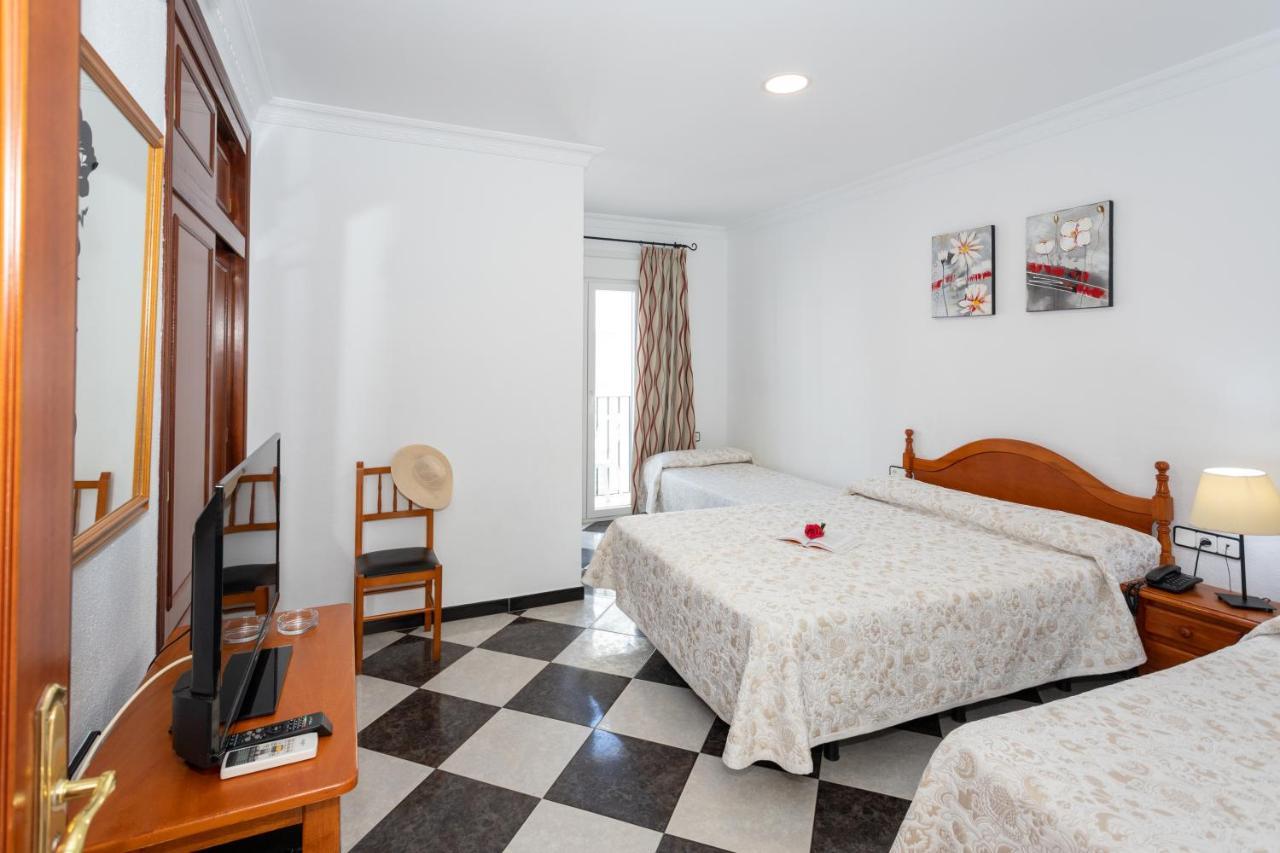 Hotel Oasis Conil De La Frontera Ngoại thất bức ảnh