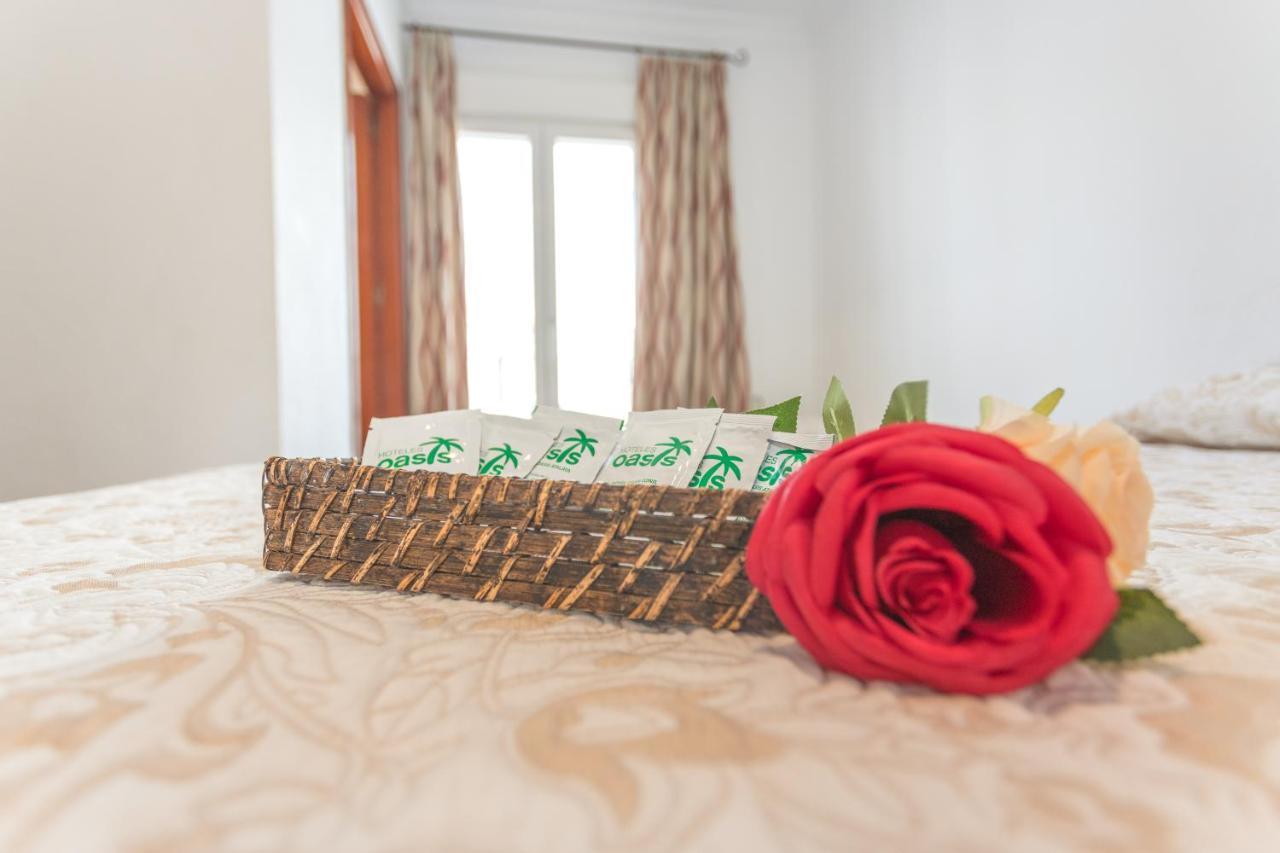 Hotel Oasis Conil De La Frontera Ngoại thất bức ảnh