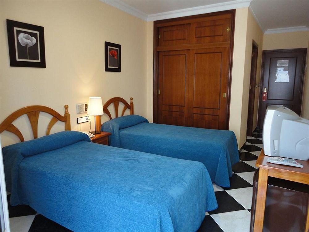 Hotel Oasis Conil De La Frontera Ngoại thất bức ảnh